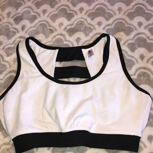 Sports bra